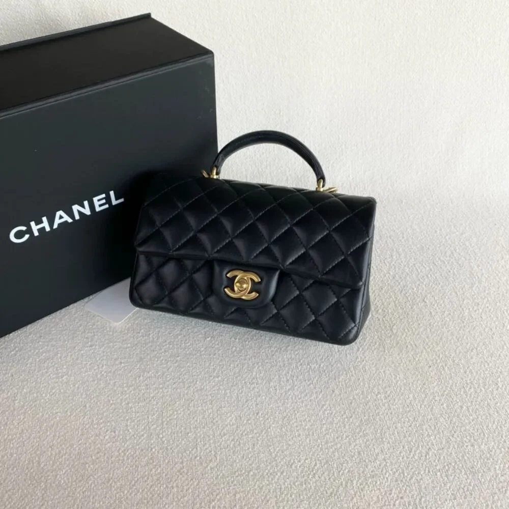 Chanel Women Pre-Loved Bag Very Good Condition